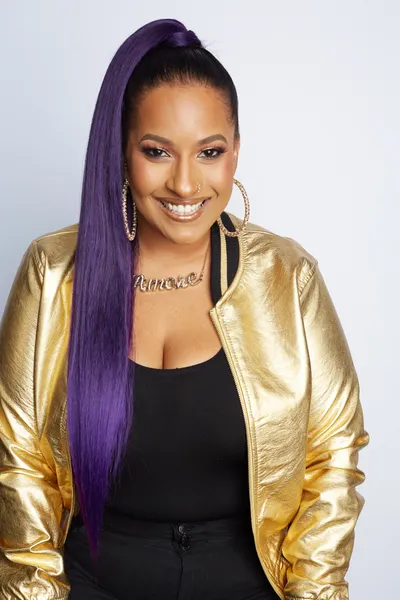 Amoré The Songstress
